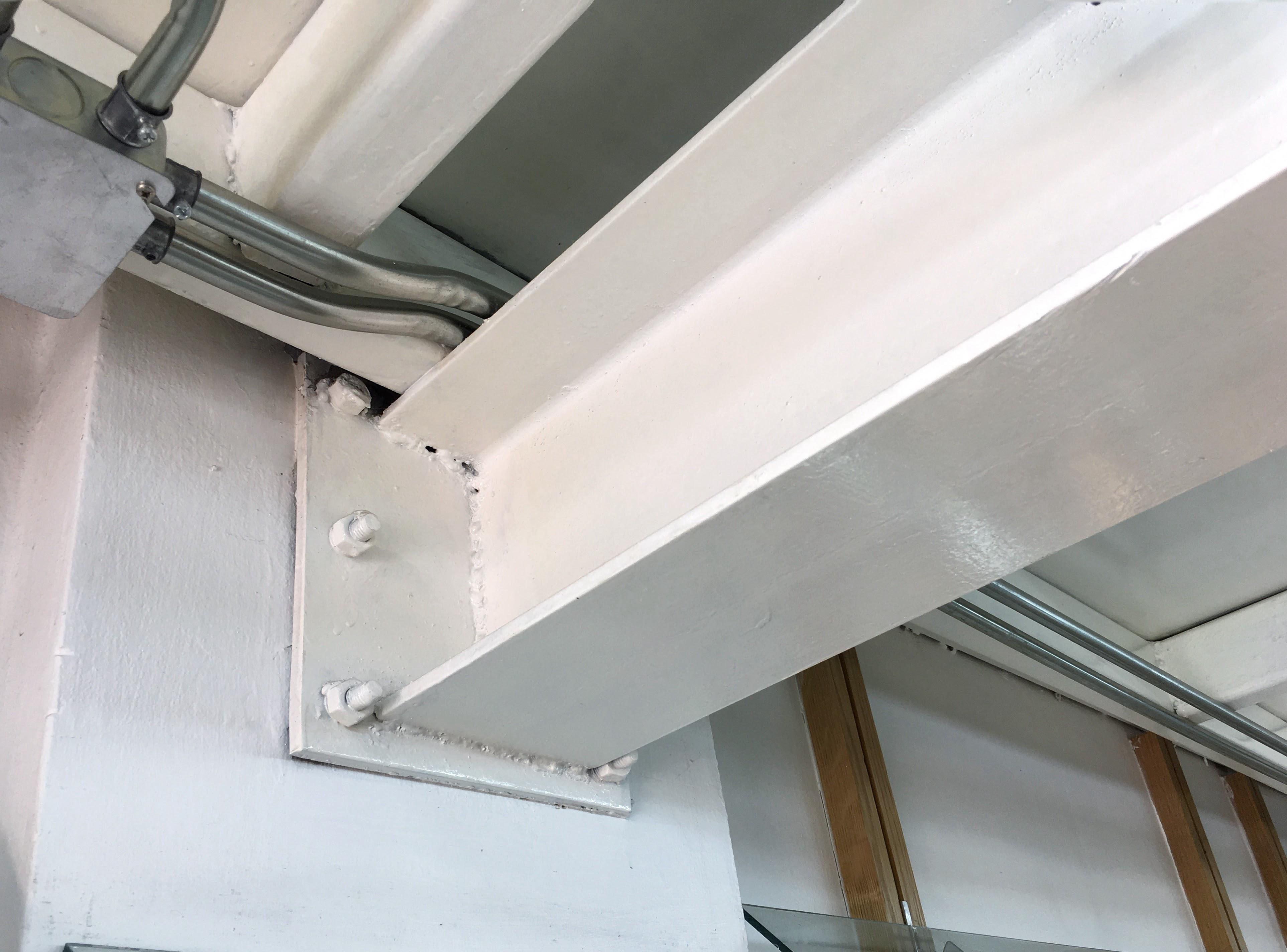 Detail staalconstructie bij een bouwproject van Technisch Bouwadvies